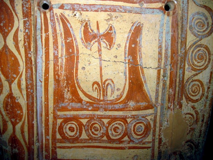 Изображение лабриса на фреске из Кносса